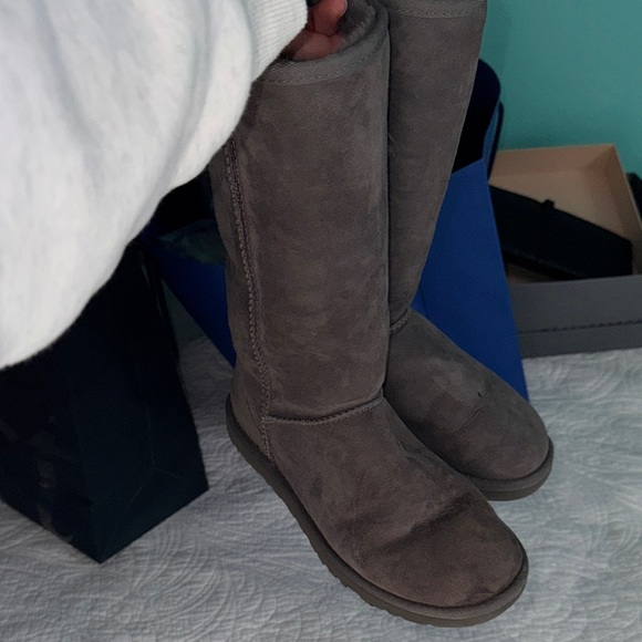 Women's Tall Uggs Gray Sz 6 - Picture 5 of 6